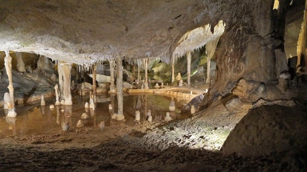 caves-2155824_960_720.jpg