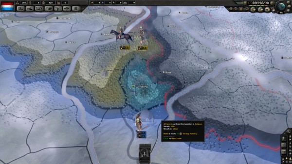 Lux 36.jpg
